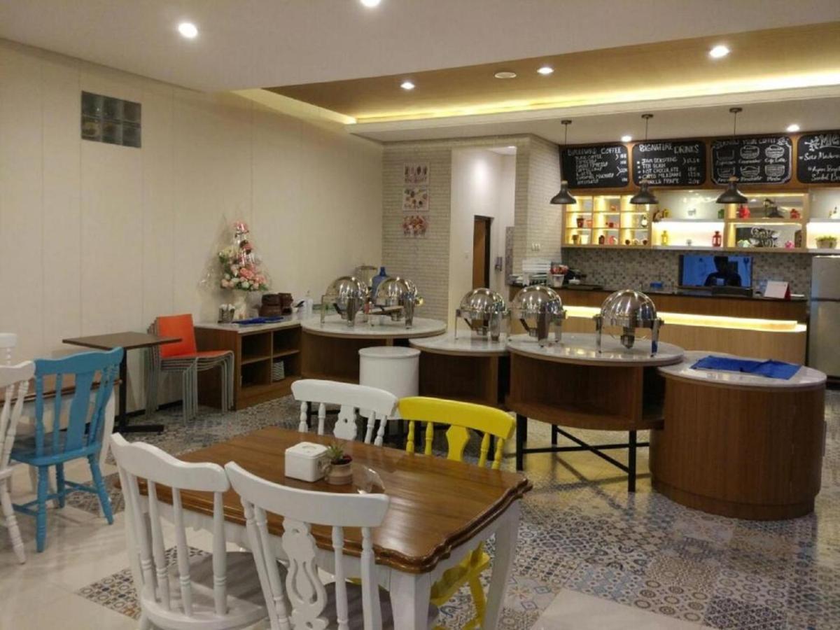 Hotel Besar פורווקרטו מראה חיצוני תמונה
