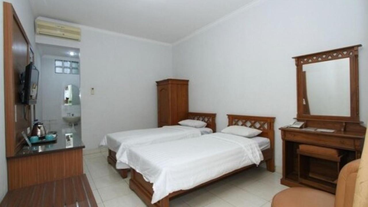 Hotel Besar פורווקרטו מראה חיצוני תמונה