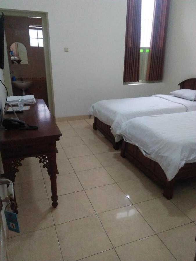 Hotel Besar פורווקרטו מראה חיצוני תמונה