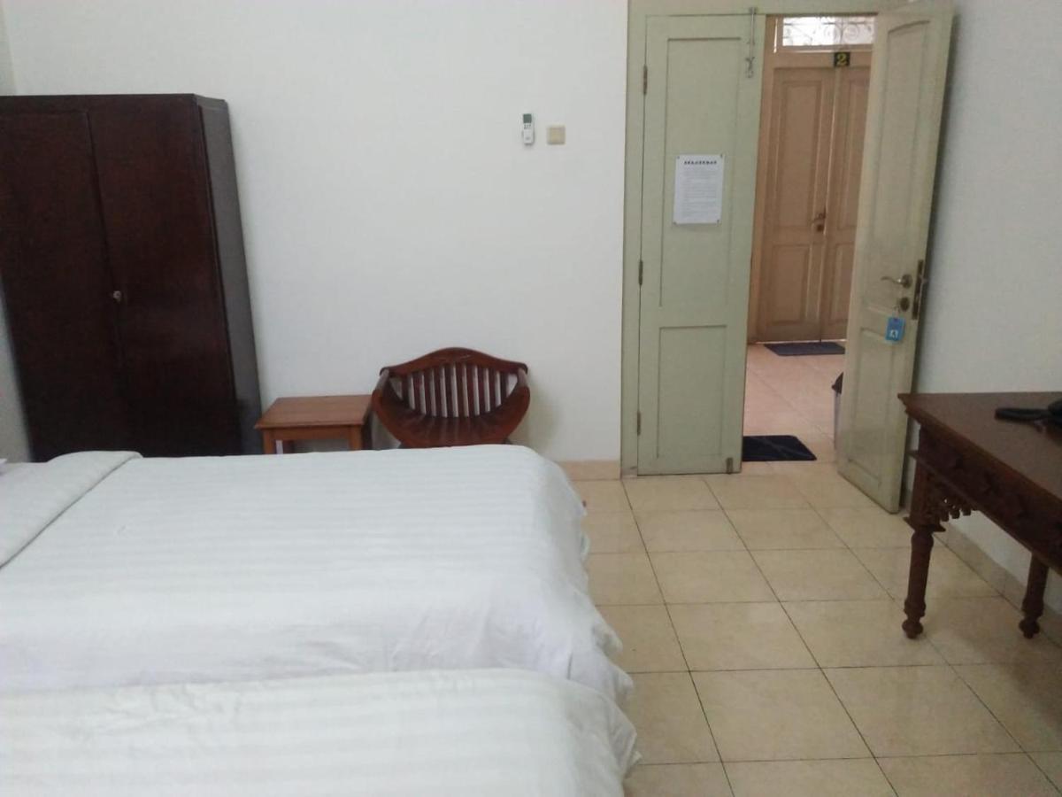 Hotel Besar פורווקרטו מראה חיצוני תמונה