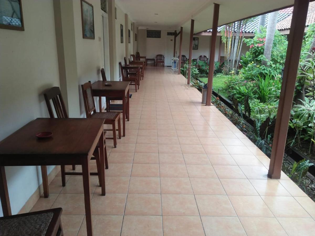 Hotel Besar פורווקרטו מראה חיצוני תמונה