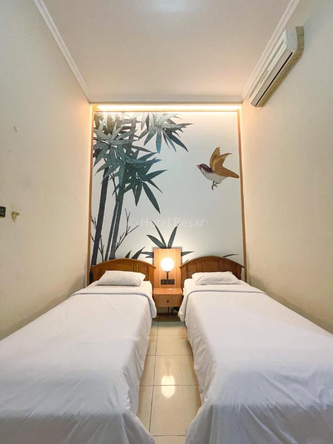 Hotel Besar פורווקרטו מראה חיצוני תמונה