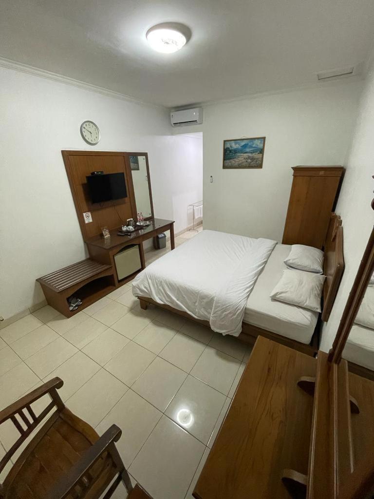 Hotel Besar פורווקרטו מראה חיצוני תמונה